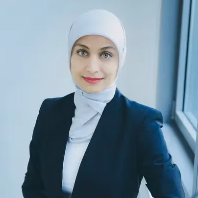 Portrait of Dr. Meryem Simsek